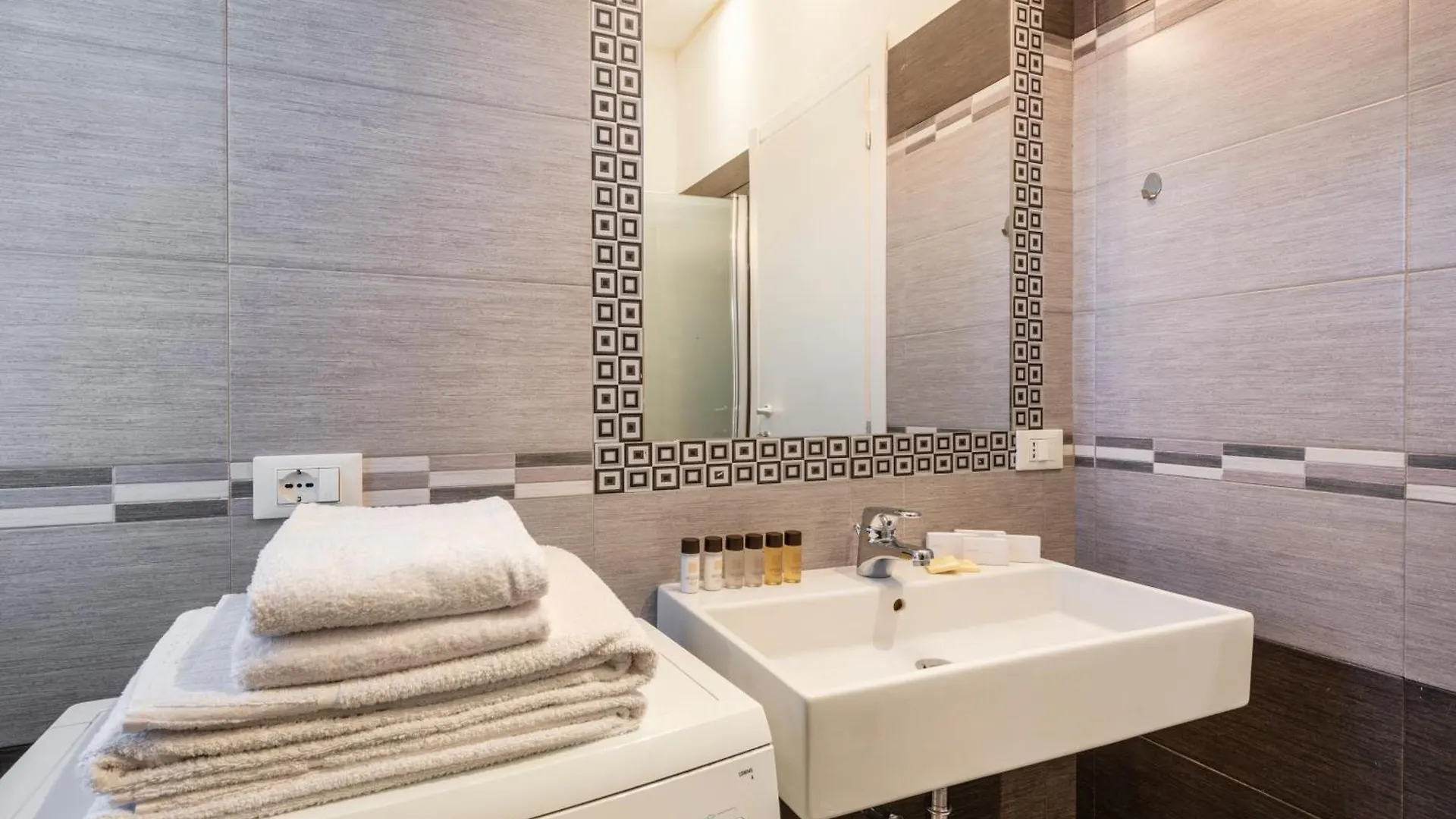 Luxury Suite Piola - 7Sundays Milan Italy